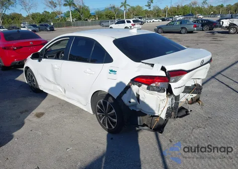 2020 Toyota Corolla Le z USA, uszkodzony, nr VIN 5YFEPRAE8LP022998